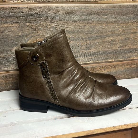 BareTraps | Shoes | Baretraps Brown 